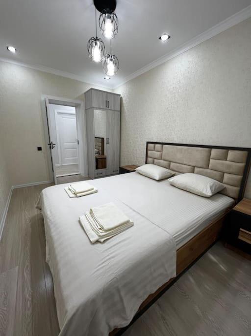 Entire Apartment In Central Nukus Exterior foto