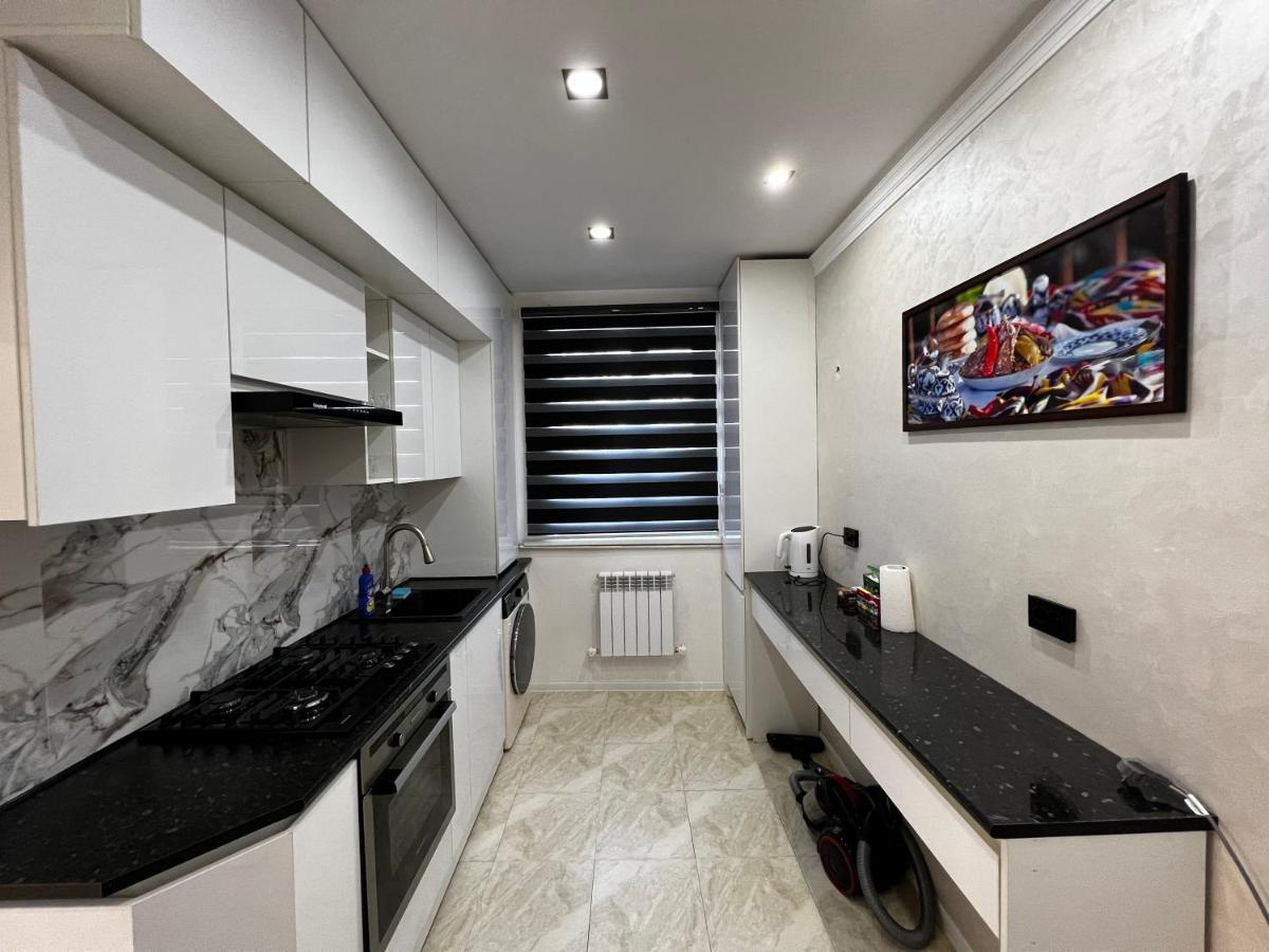 Entire Apartment In Central Nukus Exterior foto